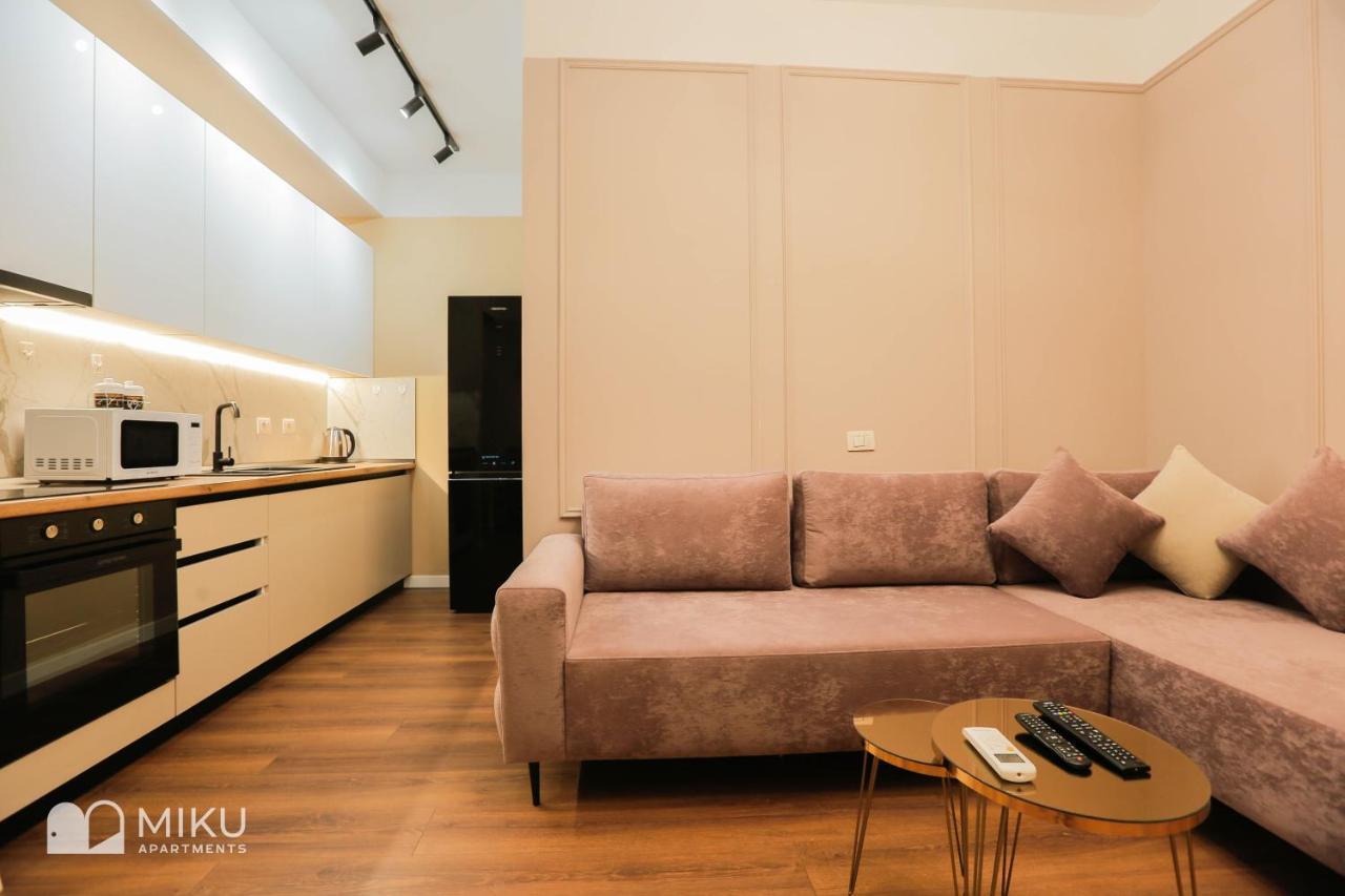 Miku Apartment - Perfect 1Bedroom At Komuna E Parisit Tiranë Luaran gambar