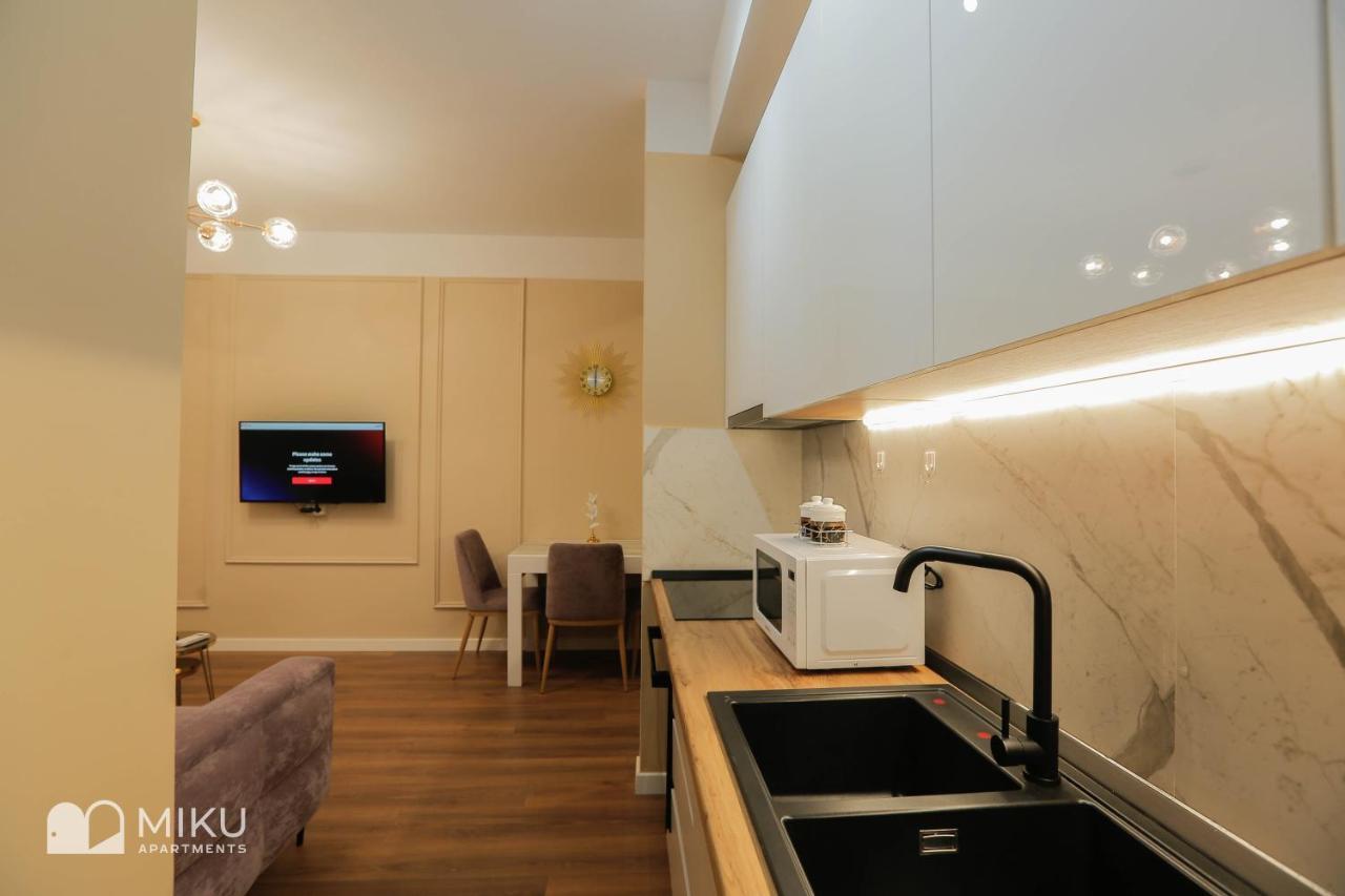 Miku Apartment - Perfect 1Bedroom At Komuna E Parisit Tiranë Luaran gambar